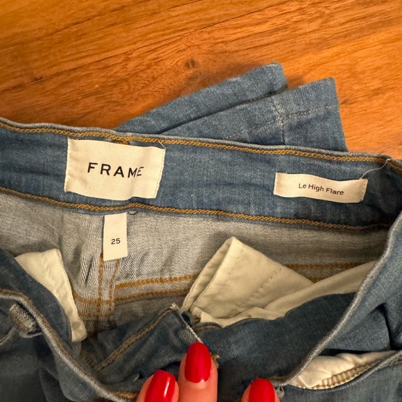 Frame Le High Flare Jeans - Picture 4 of 4